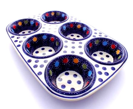 https://colorpalettepolishpottery.com/wp-content/uploads/2018/03/Polish-Pottery-Muffin-Pan-11.jpg